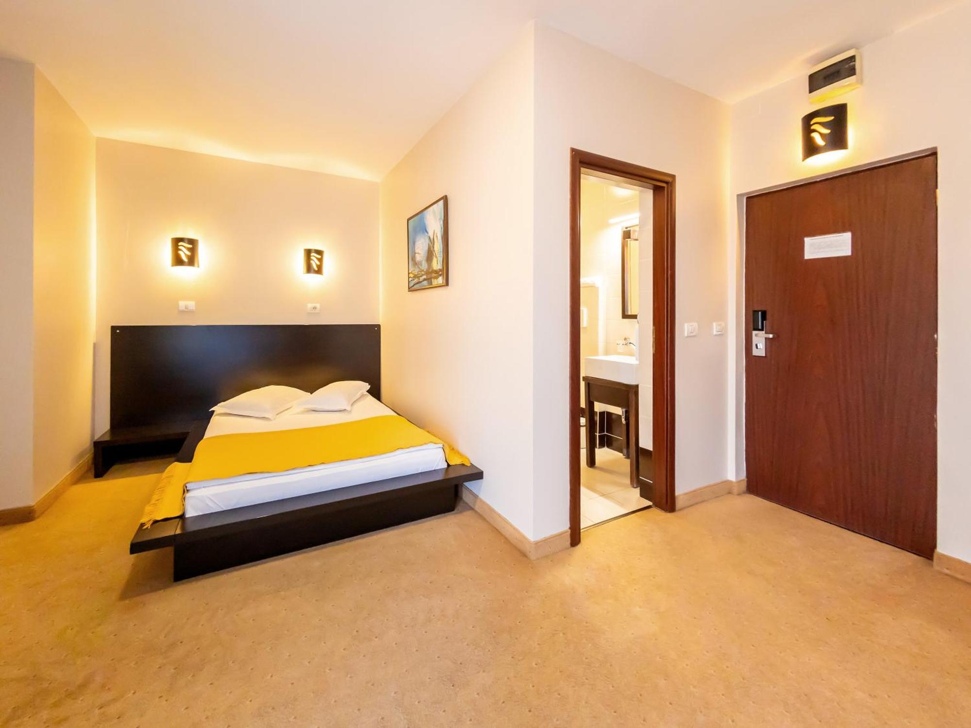 Hotel Maxim อาราด ห้อง รูปภาพ